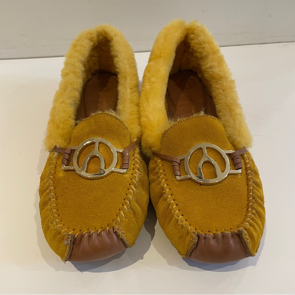 Wishbone Shearling Moccasin Loafers — US 9.5 / 10